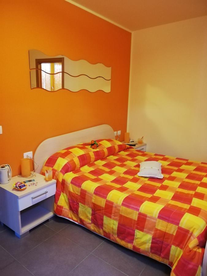 B&B Notte E Di Monasterolo del Castello エクステリア 写真